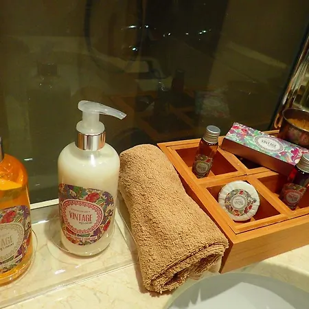 里克斯河滨套房公寓 公寓