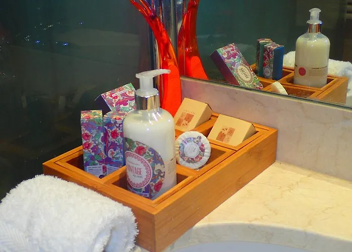 里克斯河滨套房公寓 公寓 *